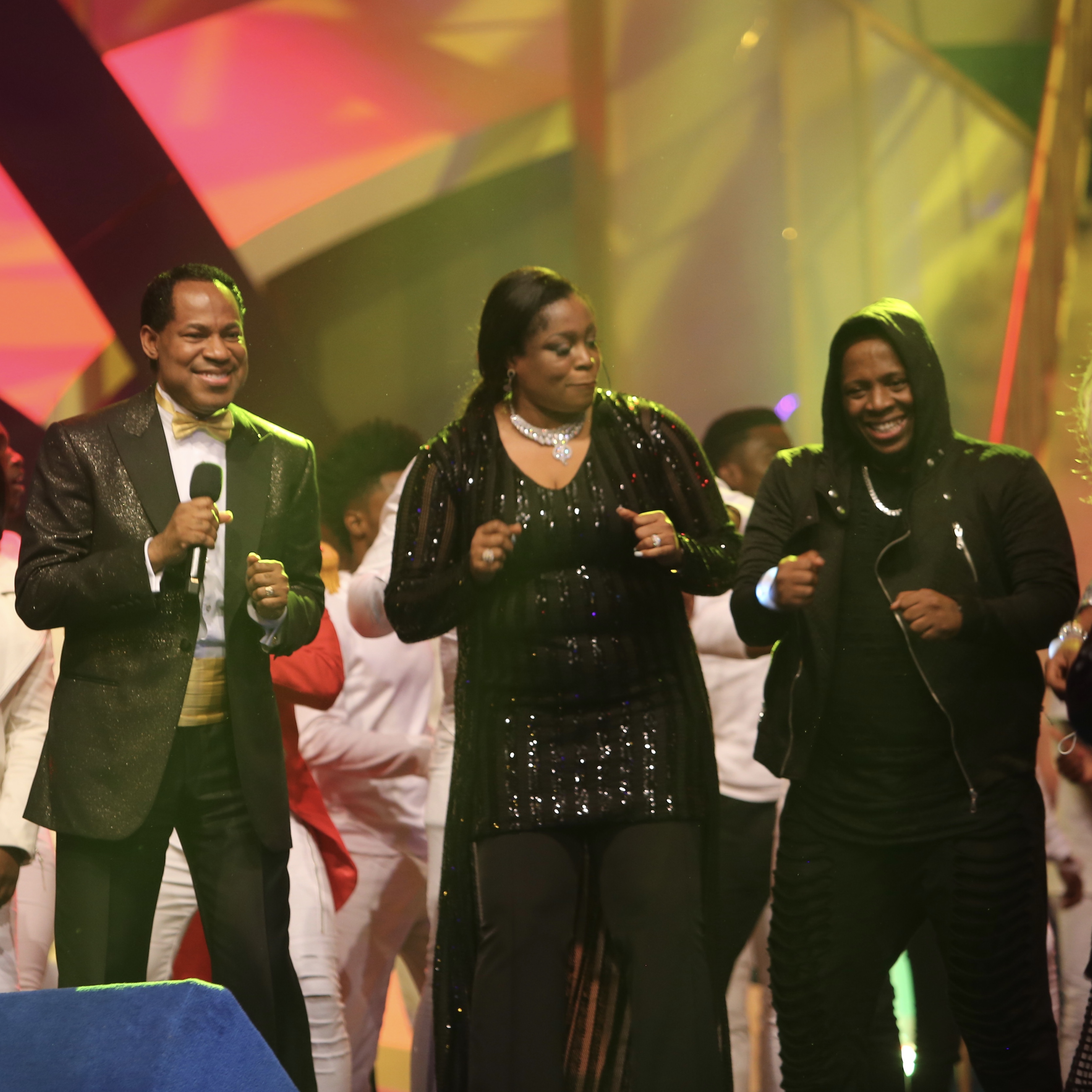 Pastor Chris, Sinach, Other Artistes Show Off Dance Moves at #IMC2017